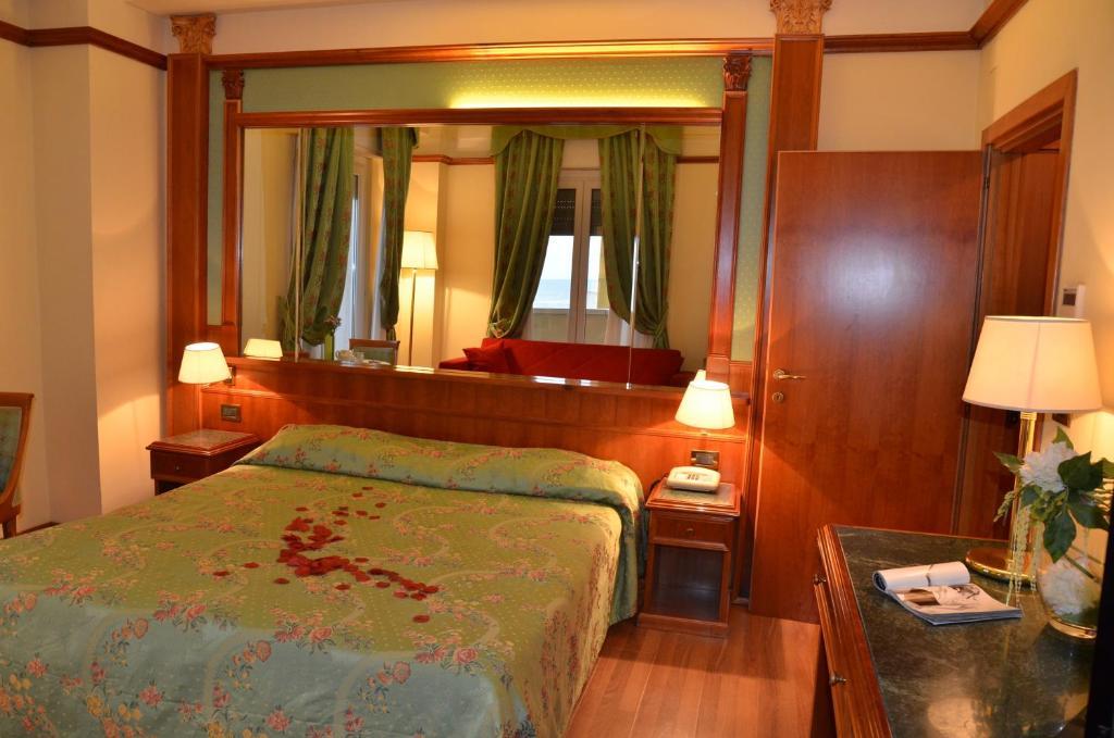 Grand Hotel มอนเตซิลวาโน ภายนอก รูปภาพ
